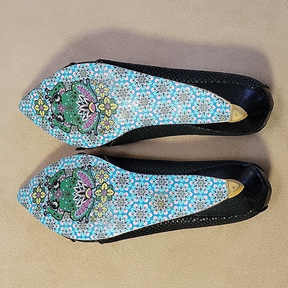 Irregular Choice Black Textured Pointed Toe Tie Front Shoes Size 42 EUC No Box - Picture 2 of 8